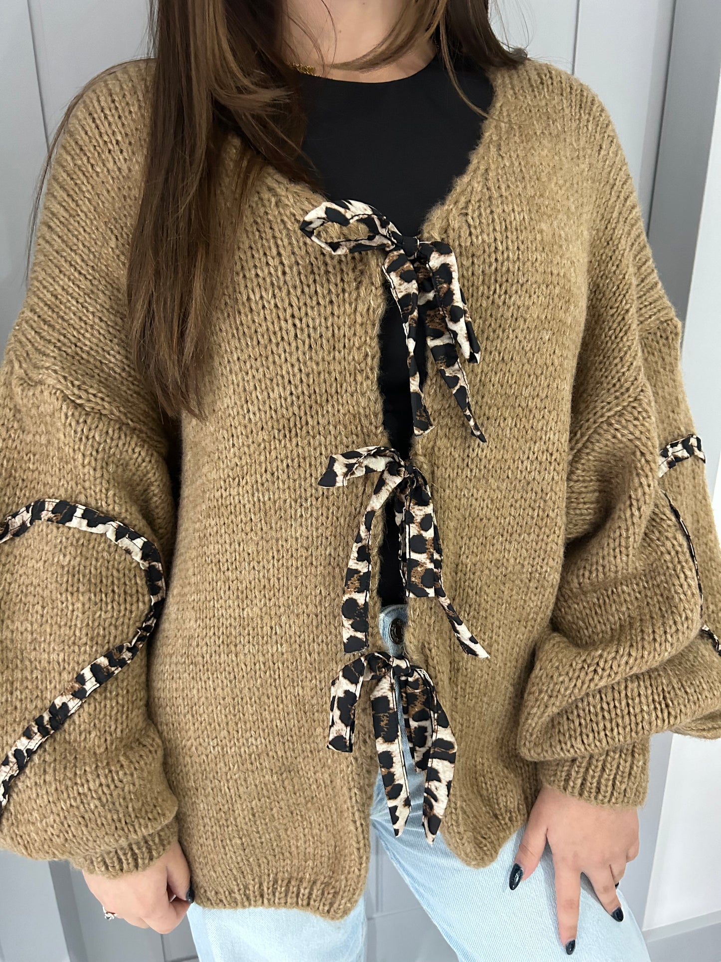 Leopard 🐆 print tie Cardigan one size 8/16