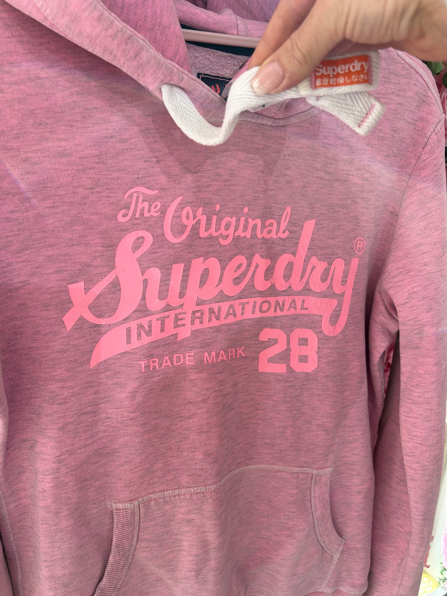 Pre-Loved Ladies Pink Superdry hoody size M 8/10